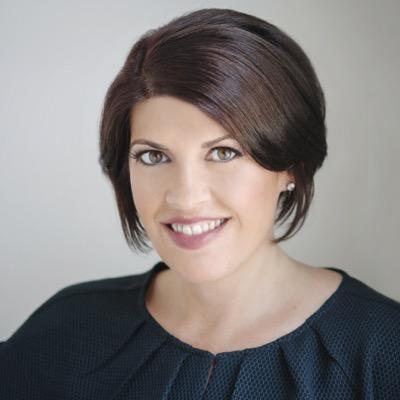 Stephanie Agresta<br>Digital and Social Media Expert